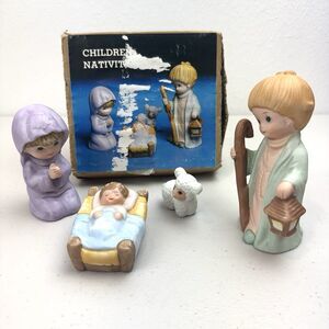 Vintage NATIVITY SET Children's 4 Piece Ceramic CHRISTMAS DARLING Baby Jesus